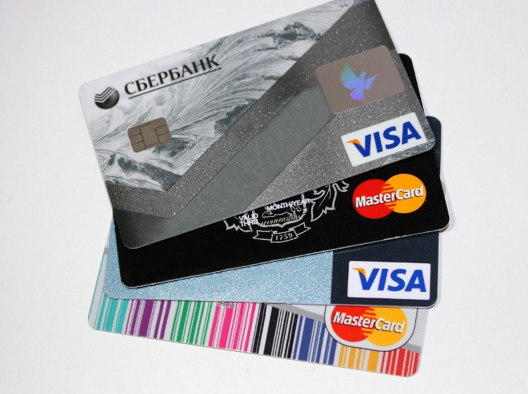 무직자도 신용카드 발급 가능할까? 조건과 승인 팁 총정리 (현실적인 발급 전략 4가지)